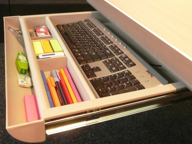 Rostoucí psací stůl Mayer PROFI3 32P3 17